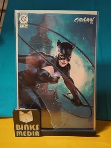 CATWOMAN #79 CVR D GABRIELE DELL OTTO GOTHAM CARD STOCK VAR 2025 - Picture 1 of 5