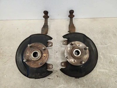 1992-1996 Honda Prelude Both Front Spindle Knuckle Hubs ABS - Image 1 of 4
