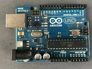 Arduino UNO WIFI R2 Board - Picture 1 of 9