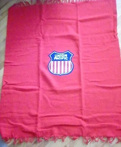 Manta roja de lana pura UP UNION PACIFIC Faribo a prueba de polillas con flecos 50x60" EE. UU. 10 - Imagen 1 de 7