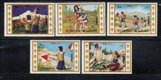 FUJEIRA Girl Scouts MNH set - Image 1 of 1