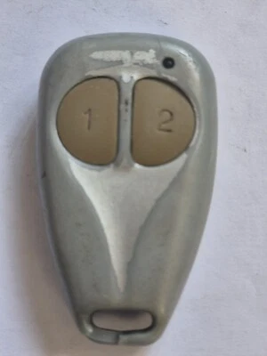 GENUINE SCORPION FOR HONDA,SUZ,FIAT,MIT,KIA,BMW,VW ETC 2 BUTTON REMOTE KEY FOB - Image 1 of 4