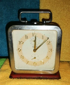 Reloj despertador cuadrado mecánico vintage Art Deco VALDI años 30 - Imagen 1 de 6