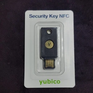 Yubico Security Key NFC Uwierzytelnianie wieloskładnikowe USB-C NFC Certyfikat FIDO - Zdjęcie 1 z 2