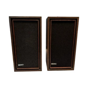 Vintage Electro-Voice EV Seven-B Speakers Pair Walnut 3-Way USA Tested 1970s - Picture 1 of 9