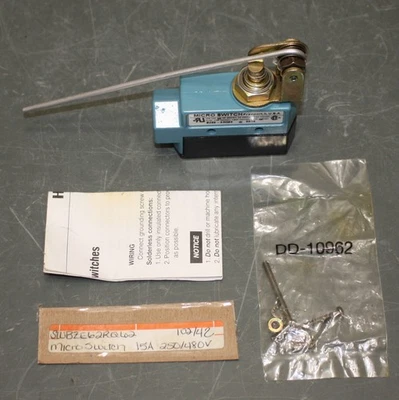 Honeywell Non Plug-In Limit Switch BZE6-2RQ62, Cross Plunger, 2 A @ 600V AC - Image 1 of 4