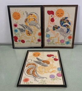 Vintage Cornice Arte Gallo Pollo Fiori Sole Panno Taglio Tessuto Colorato Divertente MCM - Foto 1 di 6