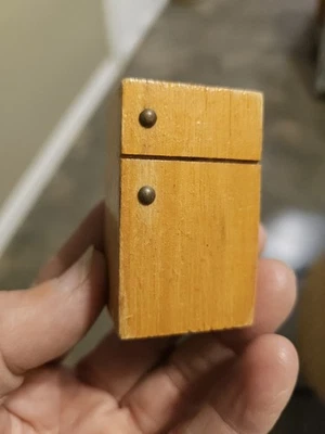 Vintage 2"  Dollhouse Woodem Block Refrigerator Toy - Photo 1/4