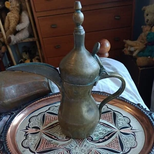 Vintage arabische Kaffeekanne aus Messing. Deko - Bild 1 von 6