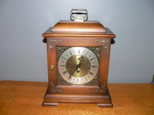 Vintage Hamilton Whitehall Key Wound Wooden Mantel Clock, 340-20 German Movement - Picture 1 of 8