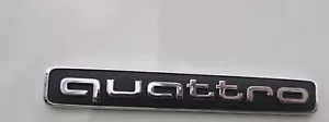 Original Audi quattro Emblem Schriftzug Audi A6 schwarz Schriftzug Logo Zeichen - Bild 1 von 1