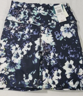 Shorts esportivo feminino ROXY pequeno preto brilhante floral cintura elástica comprimento do joelho - Imagem 1 de 4