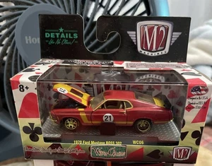 🔥!!️M2 Machines 1/64 1970 Ford Mustang Boss 302 Wild Cards 🔥!!️🔥GOLD CHASE🔥 - Foto 1 di 5
