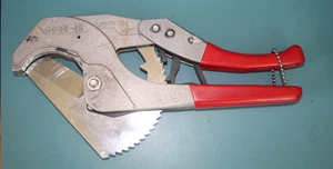VICTOR VP-2000 PVC PIPE RATCHET CUTTER  W/ BLADE --  VERY LIGHTLY USED - Picture 1 of 3