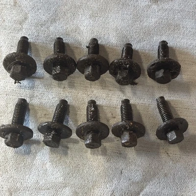 Ford Escort 1994 1,9 pernos de cárter de aceite Foto 1 de 3