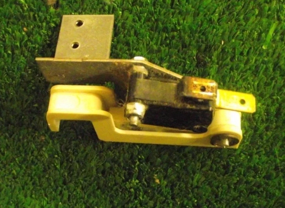 Cerradura de puerta CREDA J8508A SECADORA DE TUMBLE Foto 1 de 1