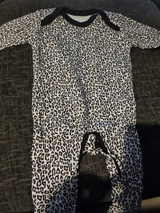 babygrow 3-6 months Leopard Print - Picture 1 of 3