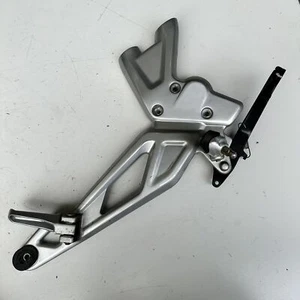 BMW G310 R G310R 2018 Right foot peg bracket mount brake lever - Picture 1 of 9