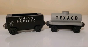 Whittle Toy Co Wooden Railway Union Pacific 1997 Texaco Oil Vtg Train Cars - Picture 1 of 6