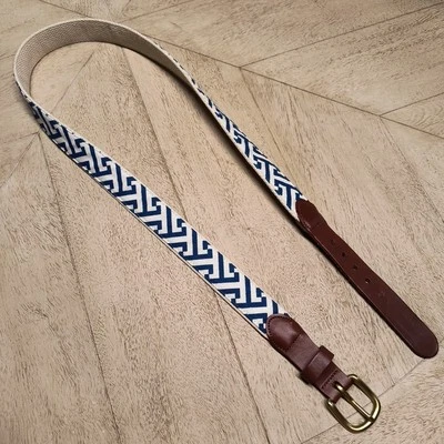 Cinturón de lona y cuero Eliza B. Hebilla de latón macizo azul y blanco talla grande  Foto 1 de 4