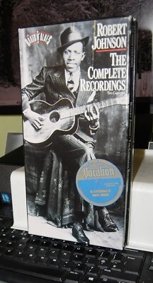 ROBERT JOHNSON.  "THE COMPLETE RECORDINGS"  DOUBLE CASSETTE, USA 1990. LONG BOX. - Image 1 of 4