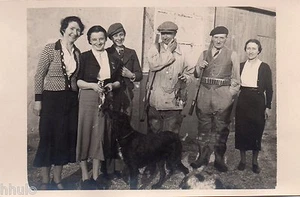 BL811 Carte Photo vintage card RPPC groupe chasse chasseur gibier chien dog - Picture 1 of 1