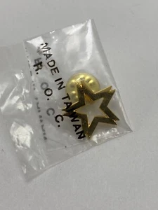 Gold Star Gold Tone Double Point Vintage R.O.C. Lapel Hat Pin, Taiwan 3/4” - Picture 1 of 3