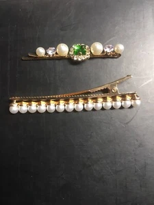 Hello Girl Pearl Shaped Hair Clips 2 Sizes Unwanted With Tags - Picture 1 of 3