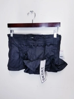 Pantalones cortos Almost Famous para mujer de imitación de cuero negros talla M Foto 1 de 4