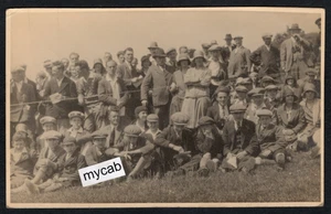 Postcard Ringwood New Forest Hampshire crowd Grass Track Racing posted 1930 RP - Picture 1 of 3