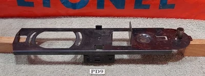 Lionel postwar ALCO Diesel Engine frame w/ fuel tank, very nice!  (#PD9) - Image 1 of 4