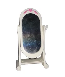 Fisher Price liebevolle Familie Puppenhaus weiß Flip Ballett Spiegel #2 ohne Kamm - Bild 1 von 5