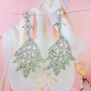 Pendientes de boda clásicos de gota de agua con gota de agua de plata para novia - Imagen 1 de 5