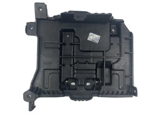 2014-15-16-17 Soul Battery Tray Plastic Base Holder Carrier New Genuine Kia - Picture 1 of 4
