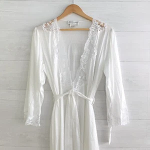 *flaw NWT Miss Elaine Classics - Close to the Skin White lace trimmed robe, M - Picture 1 of 5
