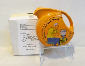 NEW Fiesta® Small Disc Juice Pitcher, 1936 Frederick Rhead, Tangerine HLCCA NIB - Bild 1 von 4
