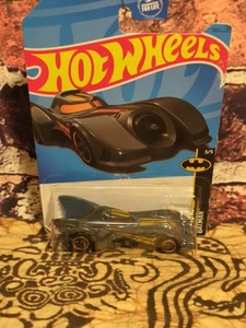Hot Wheels Batmobile Batman 2023 grigio scuro 103/250 - Foto 1 di 7