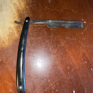 Vintage Gullatt Razor Co. Straight Razor With Black Plastic Handle Atlanta,GA - Picture 1 of 14