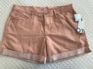 NWT Mother Women’s Blush Pink Cuffed Shorts 28 - Picture 1 of 9