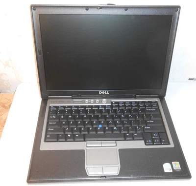 Dell Latitude D620 Intel Core 2 Duo 2,16 GHz 1,5 GB de RAM Win7Pro certificado de autenticidad sin disco duro/batería Foto 1 de 4