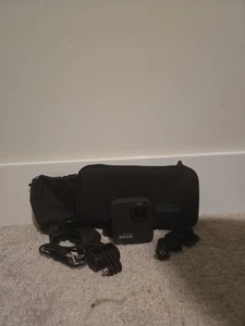 GoPro Max 360 Action Camera Bundle with Hardshell Carrying Case, One Battery - Picture 1 of 5