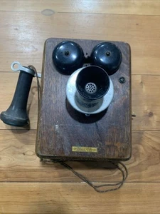 Antique Vintage Kellogg Chicago USA Oak Wood Wall Crank Phone - Picture 1 of 10