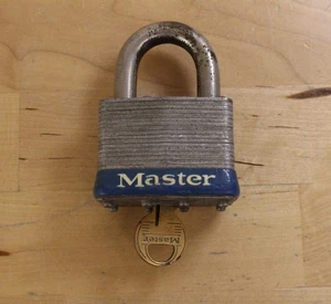 Vintage Master Lock Co Vorhängeschloss Nr. 5 mit einem Schlüssel - Milwaukee Wis. USA - Bild 1 von 4