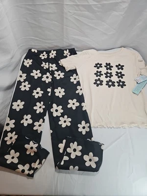 New Cat & Jack Girl's 2 Piece Pajama Set Xl (14) Daisies Short Sleeve & Pants C - Image 1 of 4