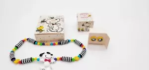 Vintage Avon "Snoopy on Parade" Children's Necklace & Earring Set NEW NOS in Box - Picture 1 of 1