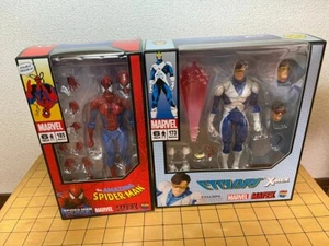 MEDICOM TOY MAFEX Nr. 173 ZYKLOPEN & Nr. 185 SPIDER-MAN Actionfiguren Set - Bild 1 von 5