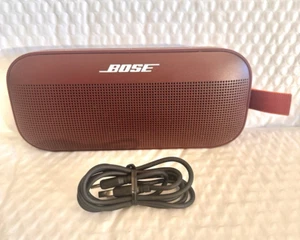 Bose - Altavoz Bluetooth Portátil SoundLink Flex Impermeable/A Prueba de Polvo - Rojo - Imagen 1 de 4