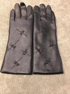 VINTAGE Black Gloves Vinyl Woman's Small 7 1/2 Made in Taiwan - Picture 1 of 9