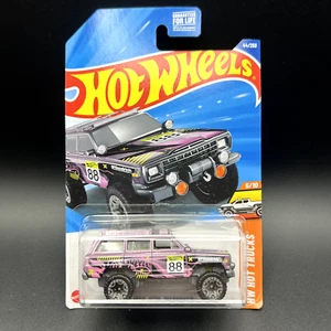 Hot Wheels Mainline | 1988 Jeep Wagoneer mit Sterling Case - Bild 1 von 9