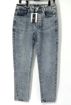 Boohoo man NWT rigid tapered jeans Size 30 Light wash Denim - Image 1 of 4